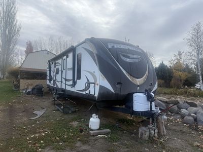 Keystone Premier RV Travel Trailer, Bumper Pull