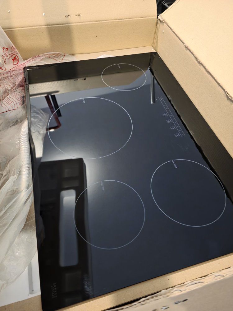 LG Range Top - New 30 Inch Smart Induction Cooktop with UltraHeat