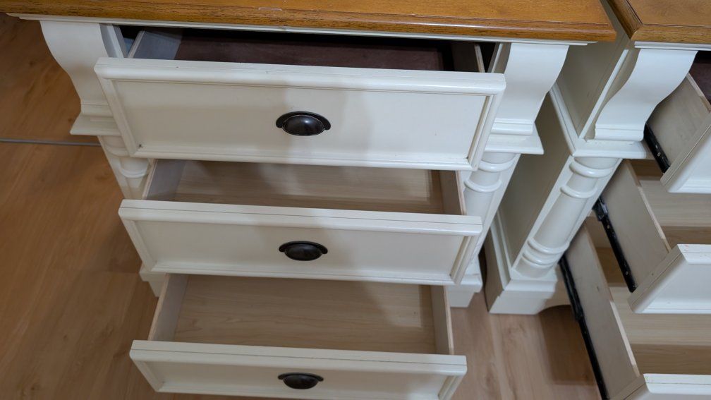 Dresser drawers