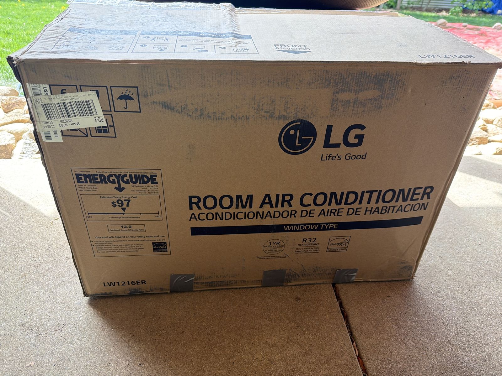 Air Conditioner-LG-LW1216ER-12,000 btu