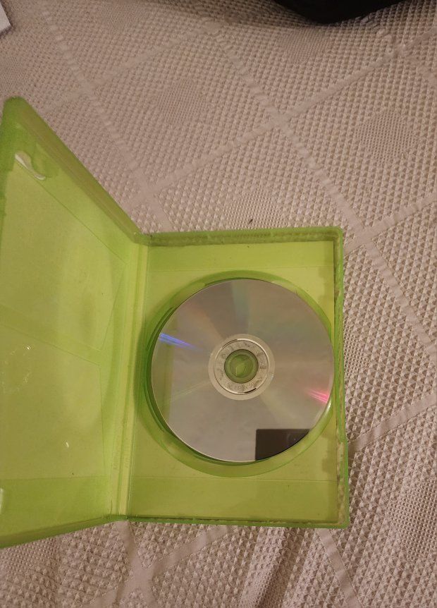 Main image 4