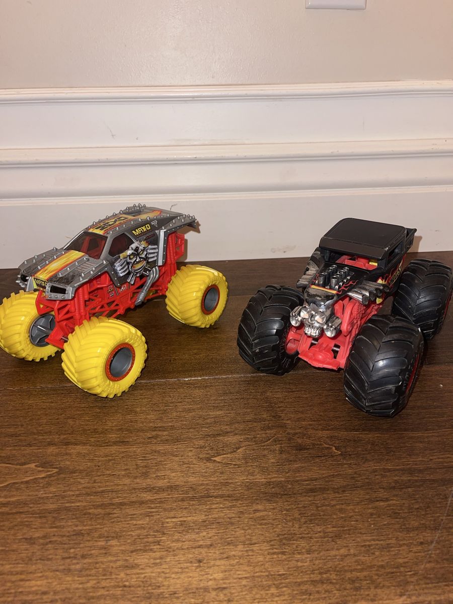 Monster Trucks 1:24 - $10 Each