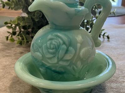 Collectible Avon Jade Green Pitcher & Wash Basin