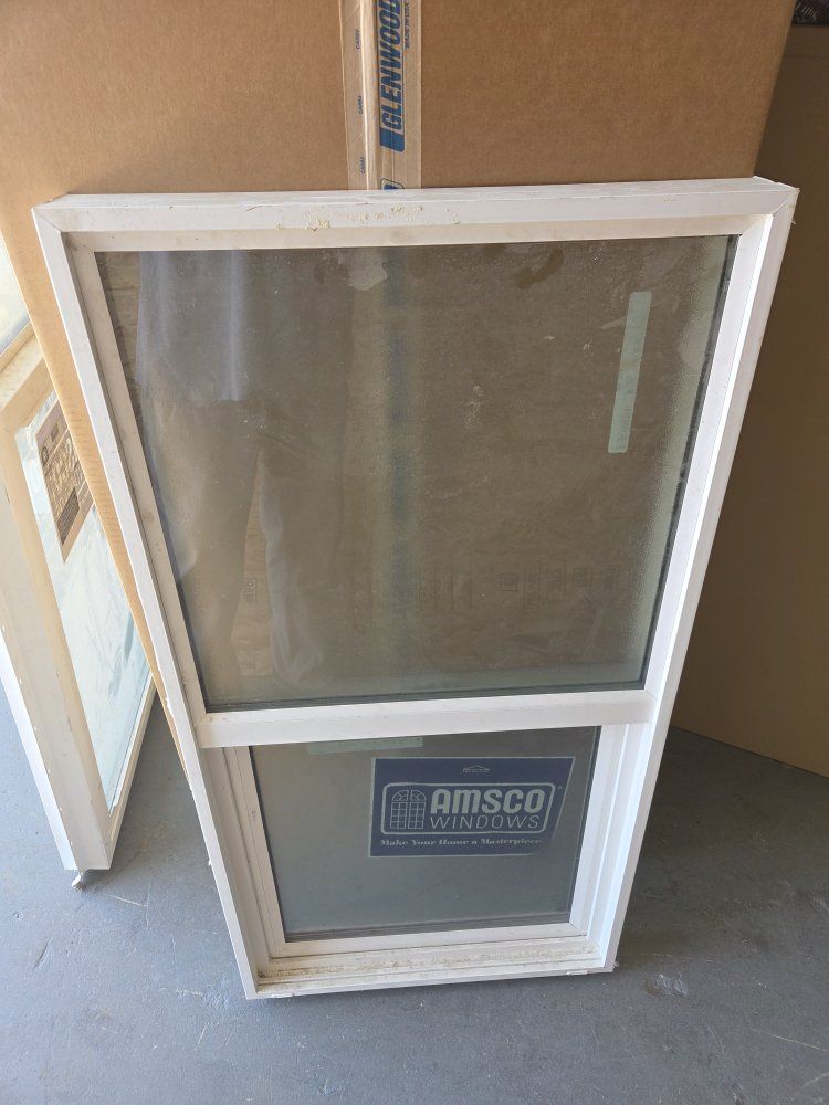 Amsco White Vinyl Single Hung Window - 23.5" x 45.5" Frosted Glass. Replacement window.