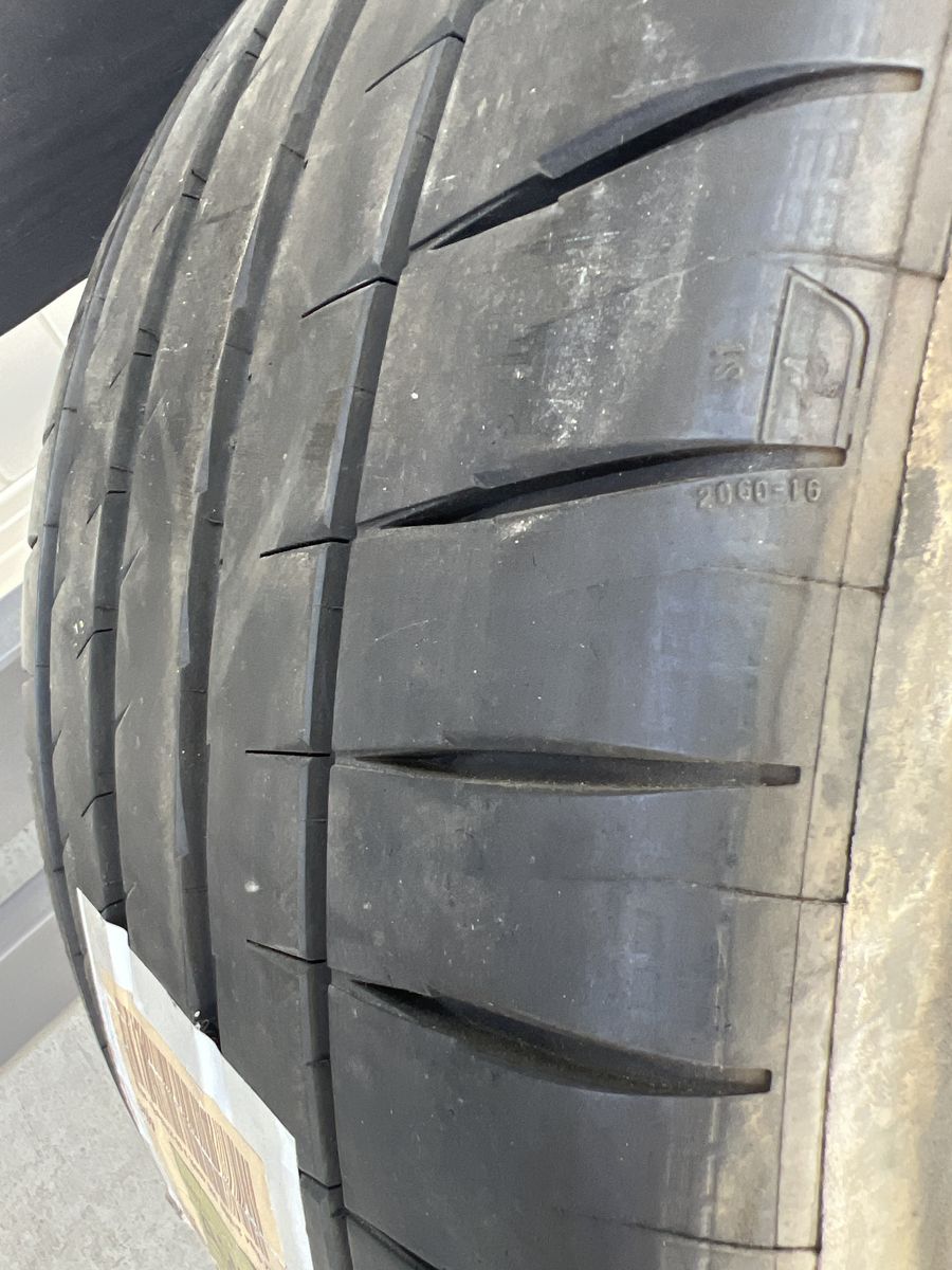 Michelin pilot sport 4s