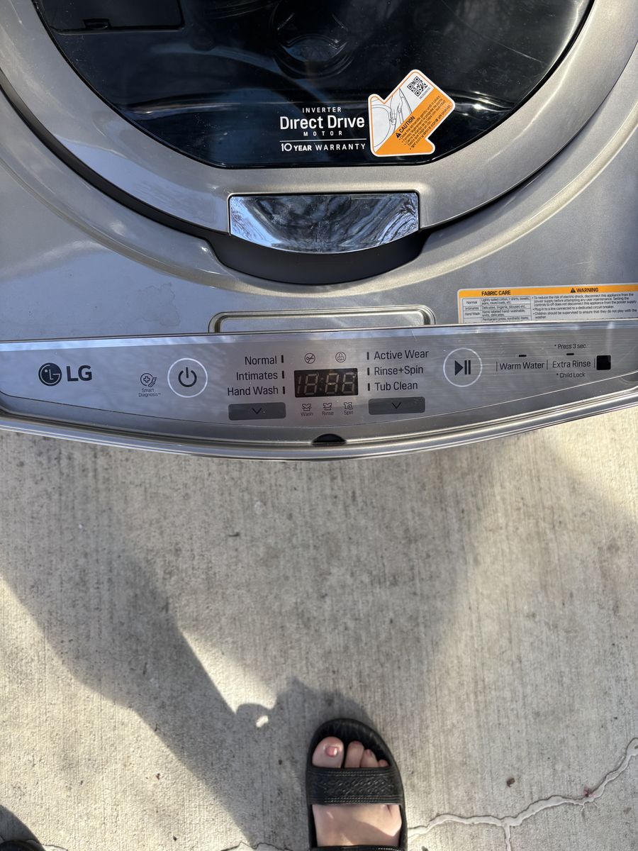 LG Sidekick Pedestal Washer Universal 27