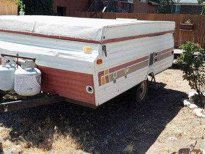 1981 Rockwood Pop-up Camper -- Repairs Needed: a steal for DIYers!
