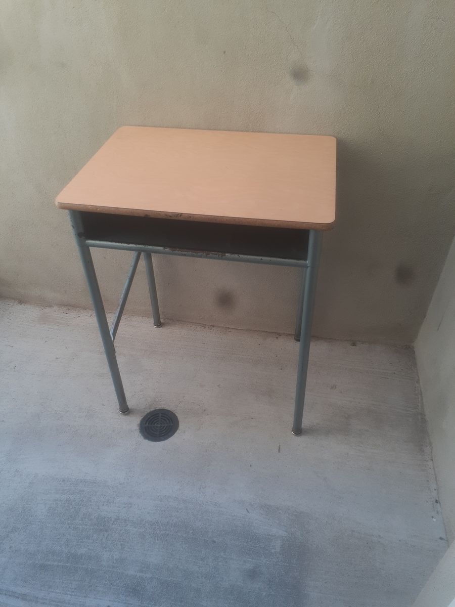 Sturdy school desk