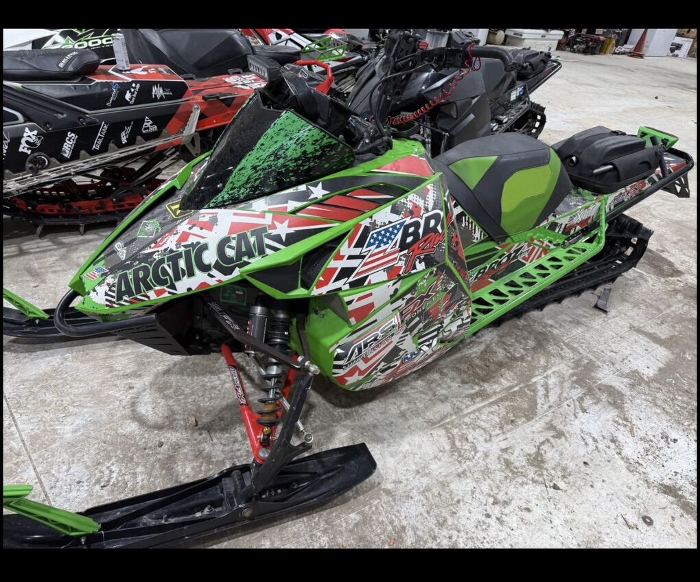 2017 Mountain Cat M8000 CPC950