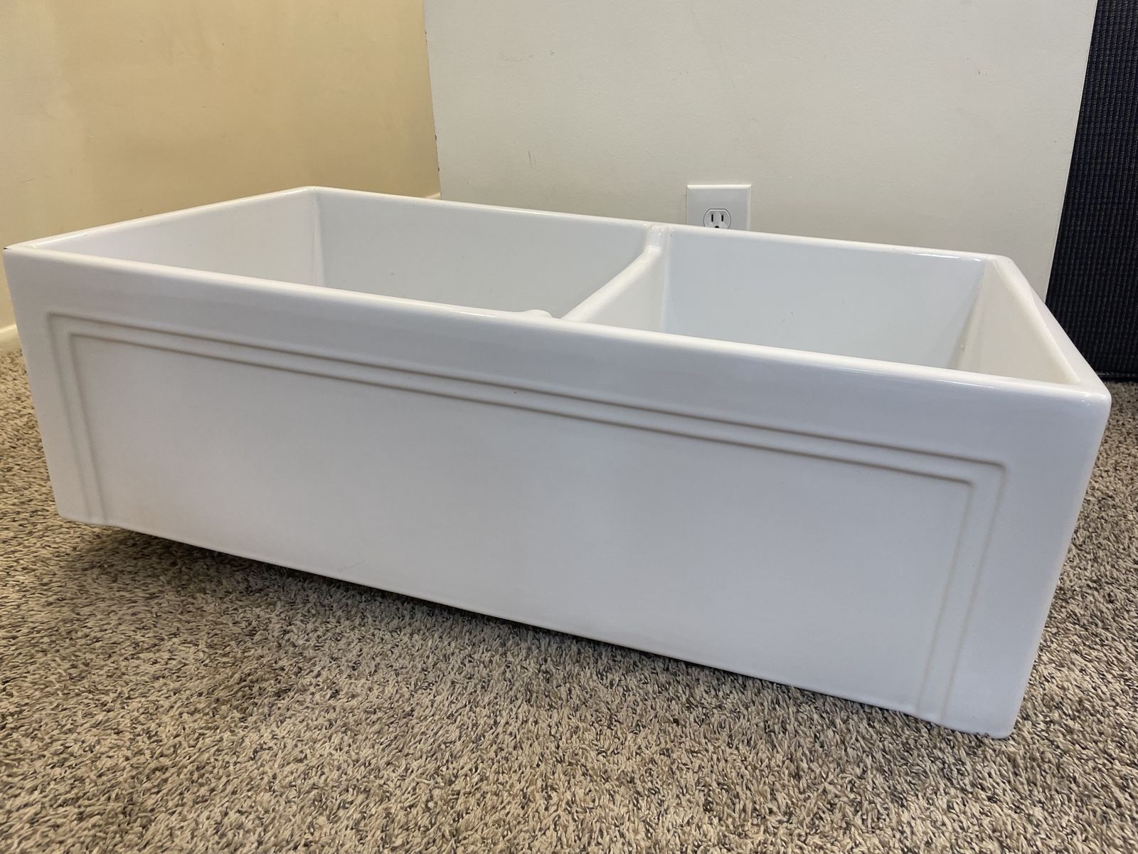 White Ceramic Farmhouse Sink 33" Double Basin w/ Grids - Kitchen Remodel Ready