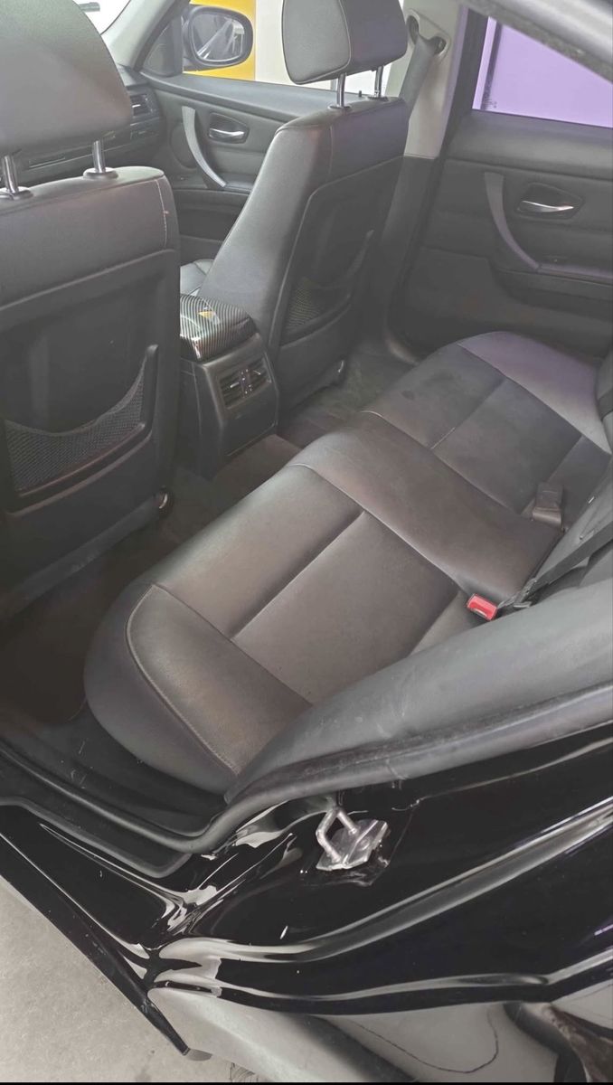 Main image 7