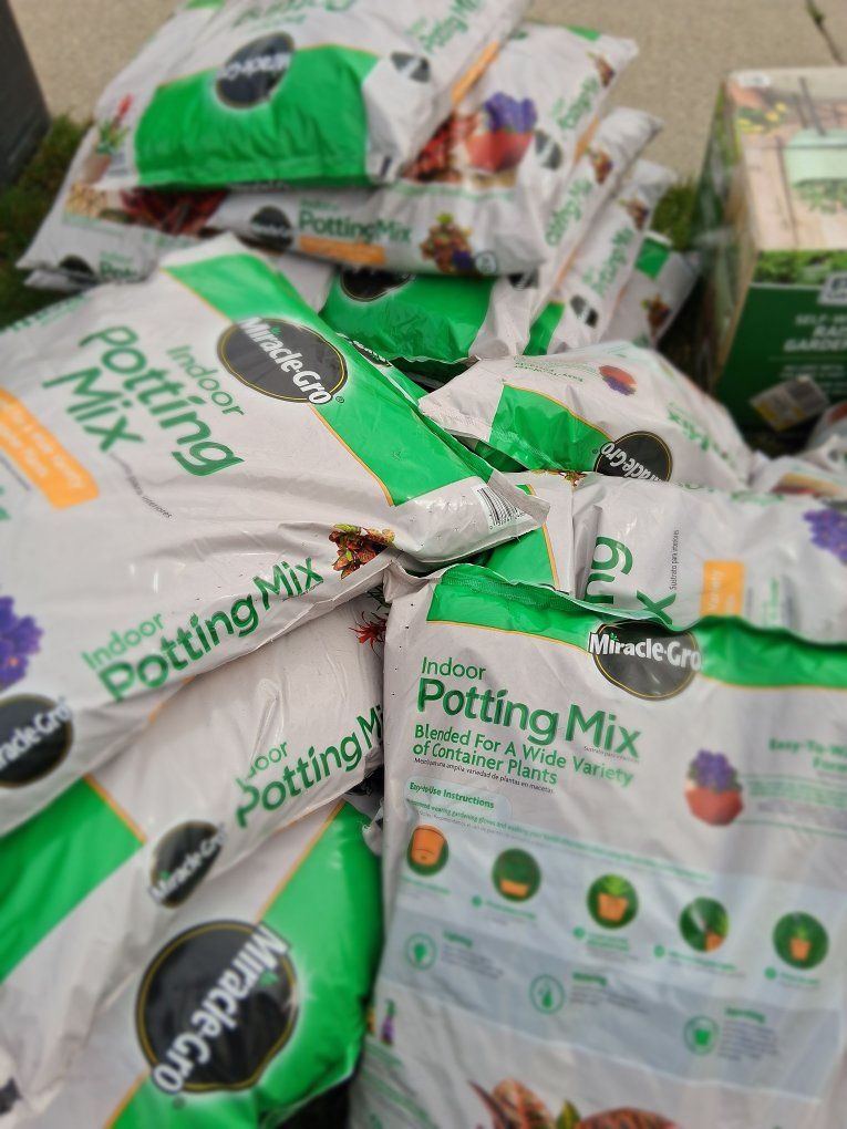 Miracle-gro potting mix
