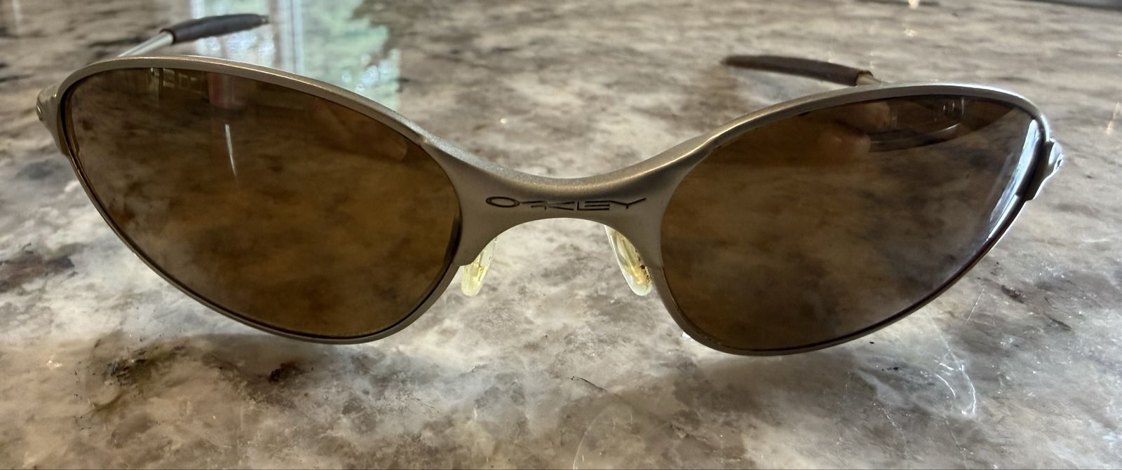 Oakley C Wire Sunglasses - gold iridium Frame, platinum Lenses