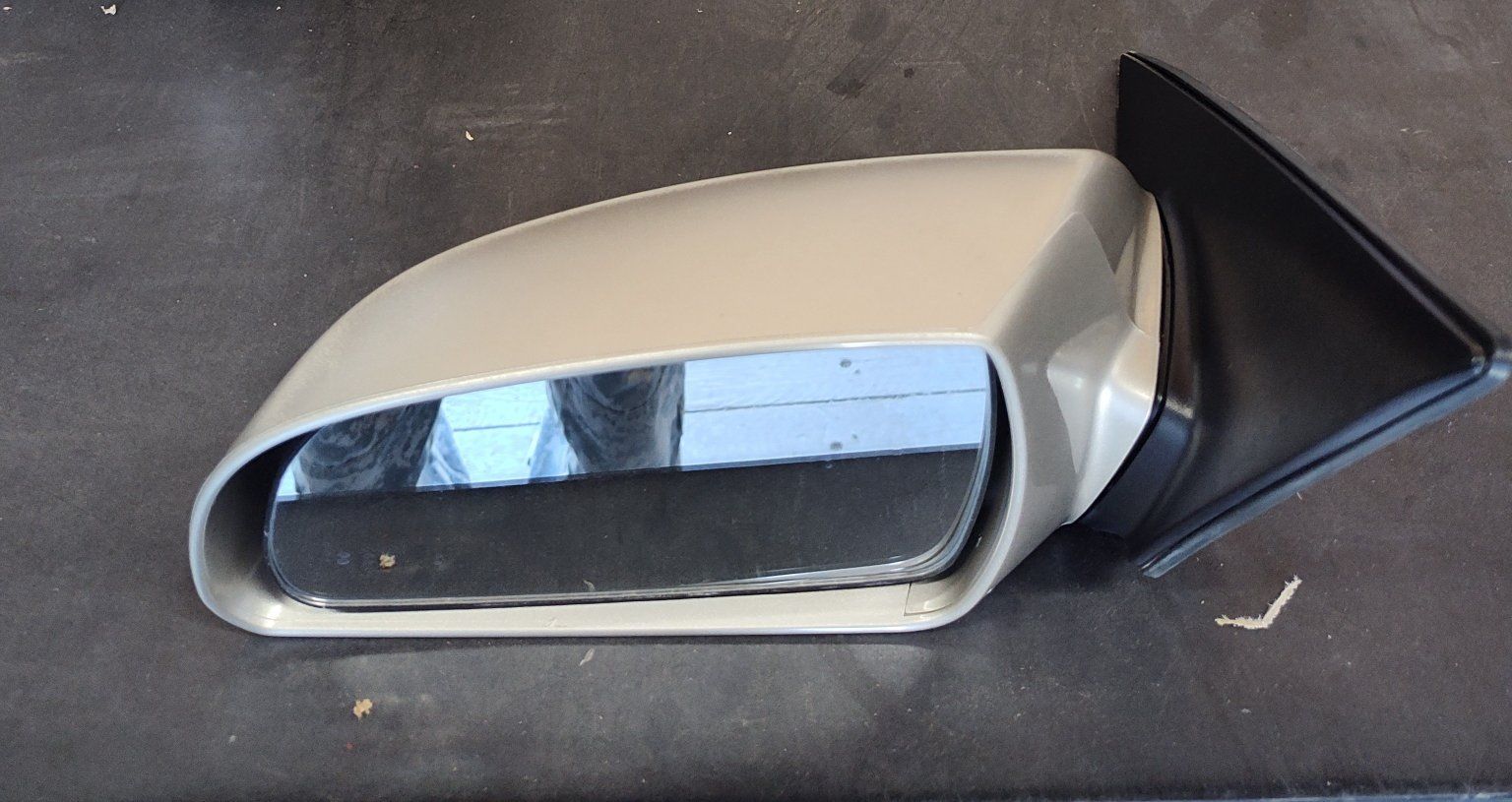 2006 - 2010 Hyundai Sonata Divers Mirror Gold Left