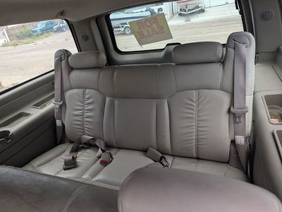 2001 chevy suburban 1/2 ton