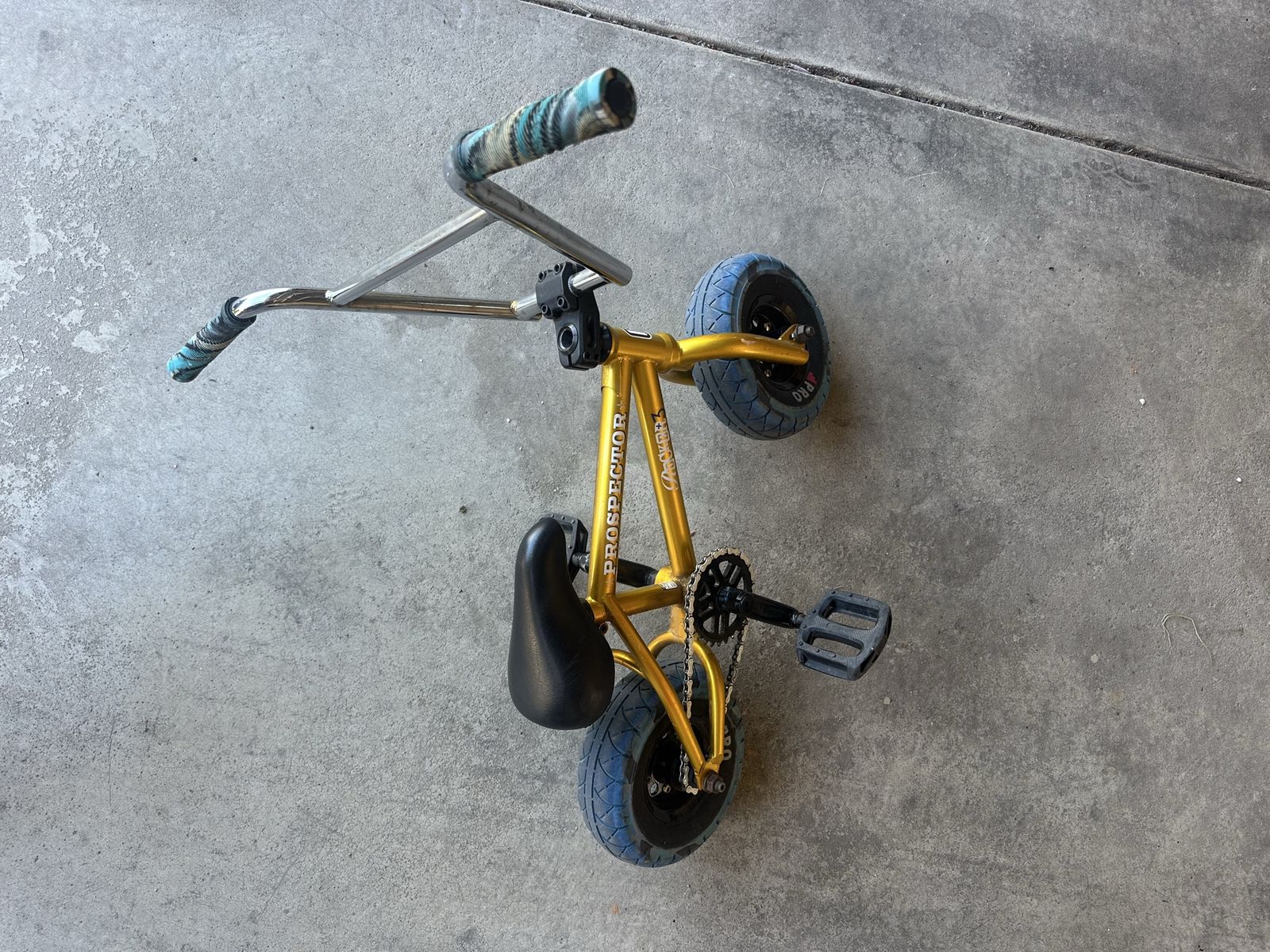 Rockstar Prospector Mini BMX Bike Gold w/ Blue Tires