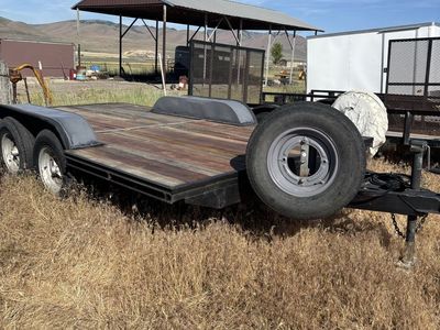 Trailer