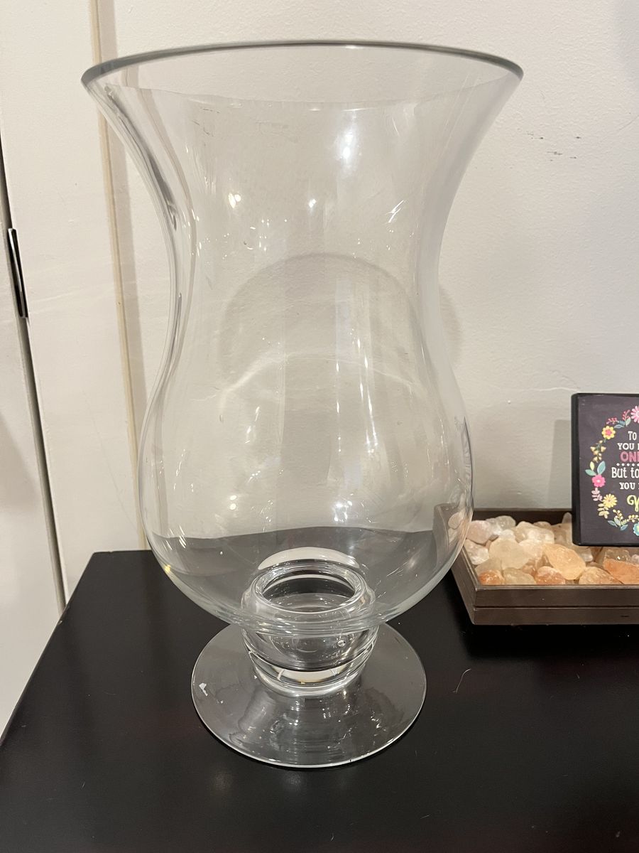 Large Clear Glass Vase – 11” Tall