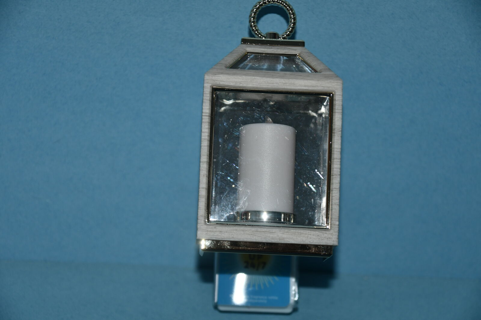 NWT BATH & BODY WORKS "LANTERN" WALLFLOWER PLUG ~ LIGHT UP 24/7