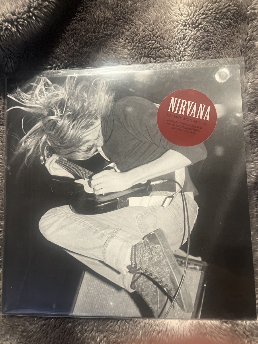 Nirvana Damage, Mon Amor Vinyl
