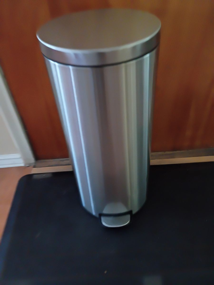 Ninestar Step-On Trash Can 30 Gallon Stainless Steel 25" Tall