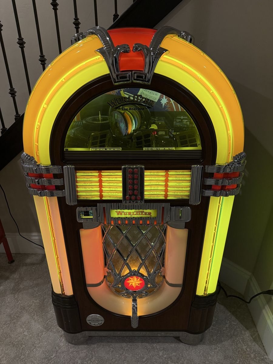 Wurlitzer OMT One More Time Jukebox CD Player - Excellent Condition, Classic Design