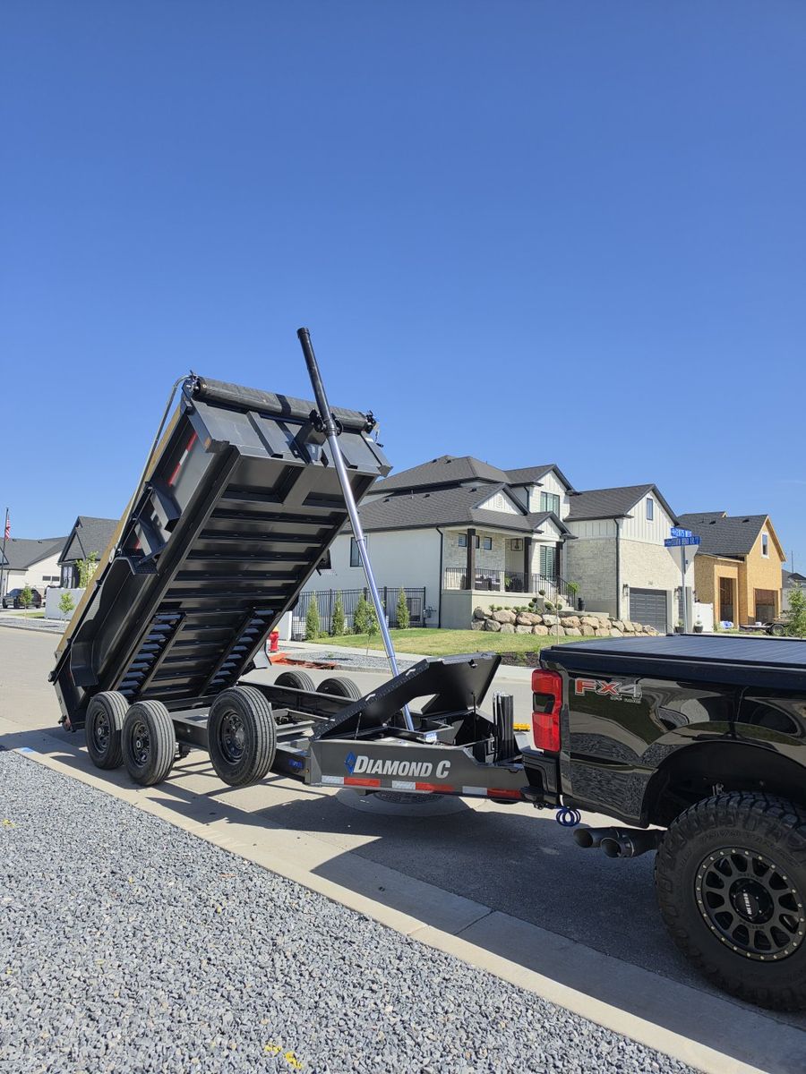 Diamond C Dump Trailer for Rent 7x14
