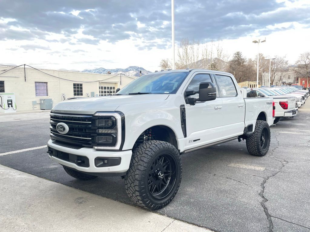 2026 Ford F-350 Super Duty Platinum