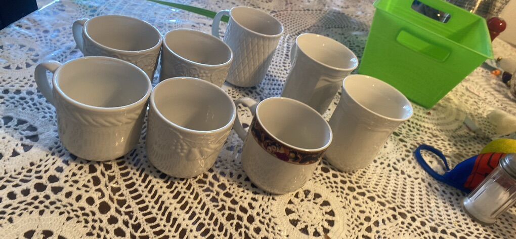 CupS  Like New  / Heat   Works    30.00 In Ogden️