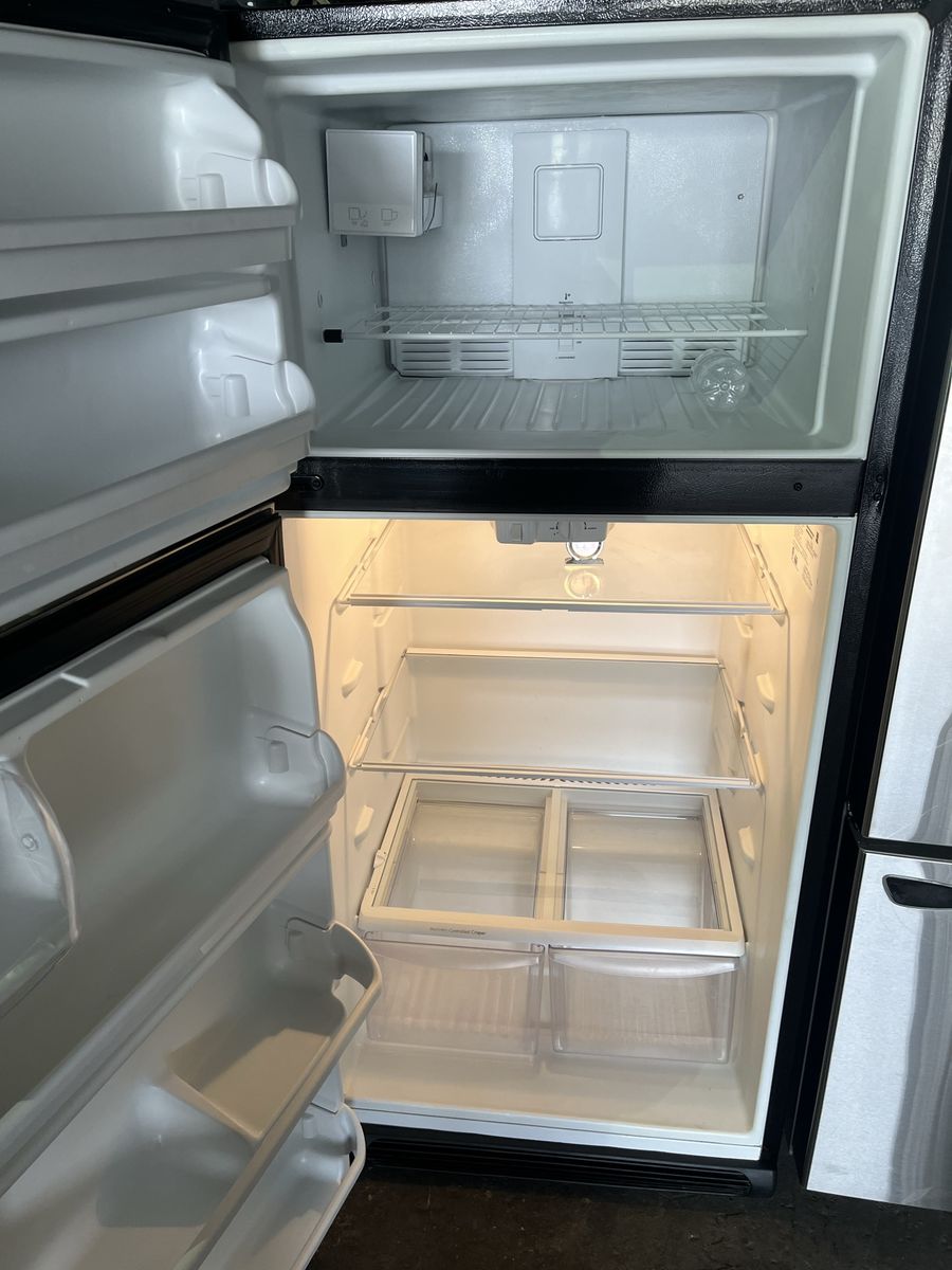 Great Kenmore SS refrigerator,free delivery