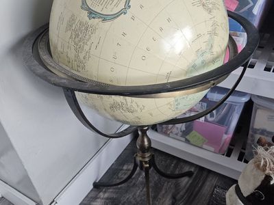 Replogle World Globe World Classic Series Iron