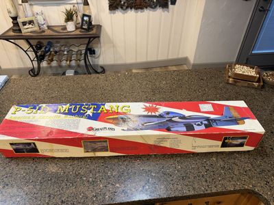 NEW VINTAGE GREAT PLANES P-51D MUSTANG PLANE KIT