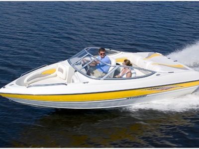Like New 2008 Stingray 185 LX Bowrider