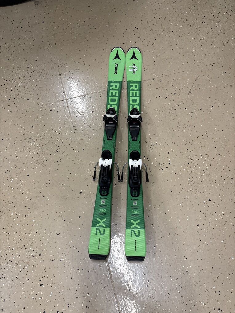Atomic Redster X2 Skis – 130 cm