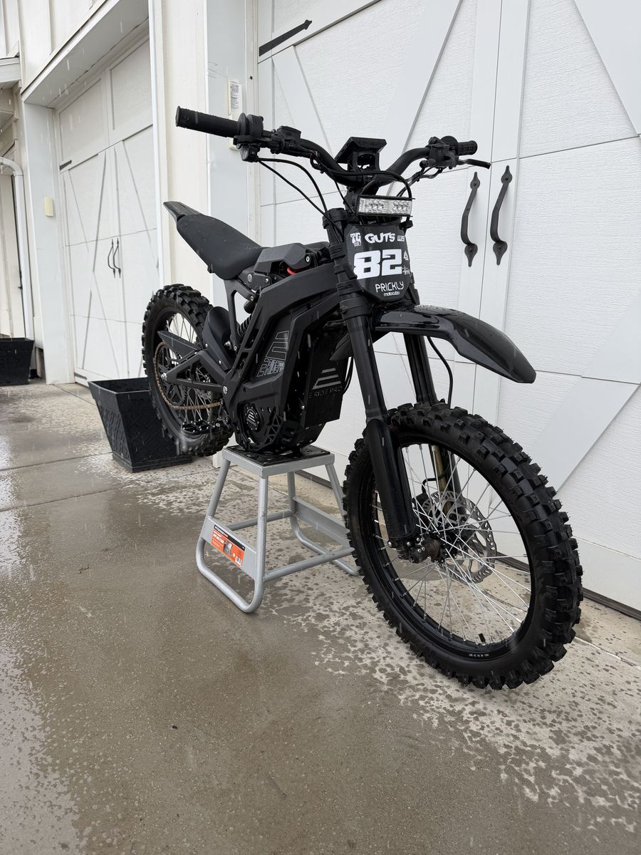 E Ride Pro SR (like surron or talaria or 79 bike)