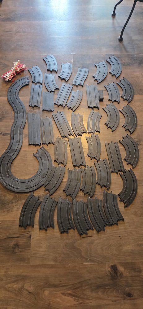 Slot car race track