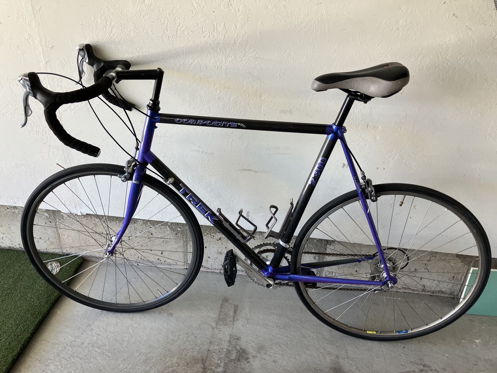 Trek 2300 Composite road bike