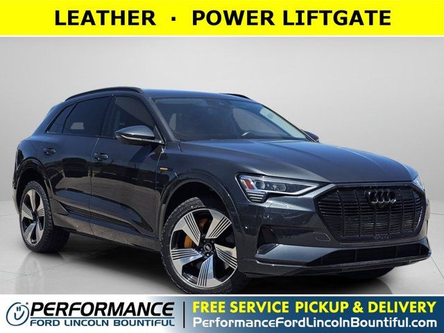 2022 Audi e-tron SUV quattro Premium Plus