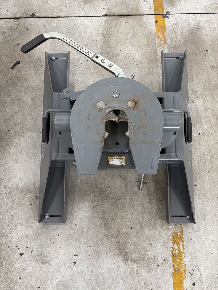 Main image 3