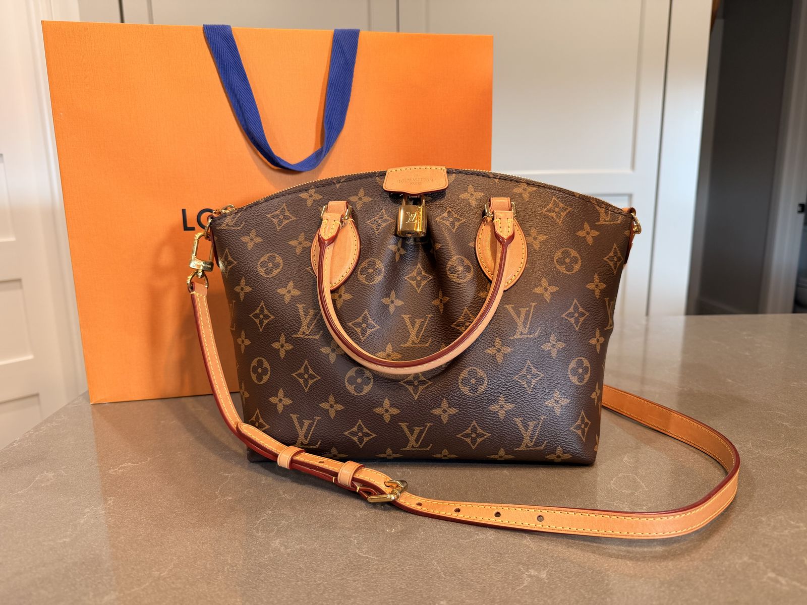 Nearly New! Louis Vuitton Boetie PM