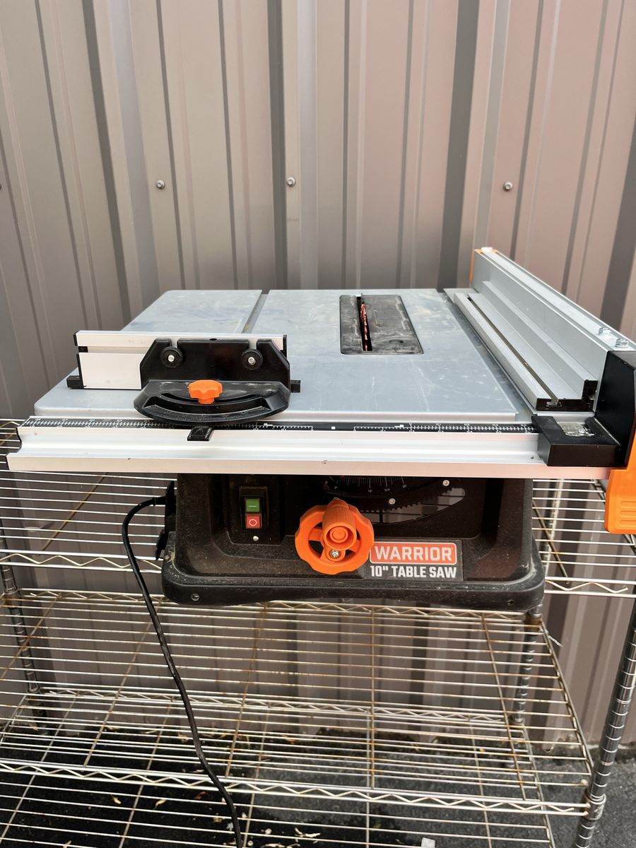 Near New 10” Table Saw Purchased to build my shed and no longer need it  Works Great