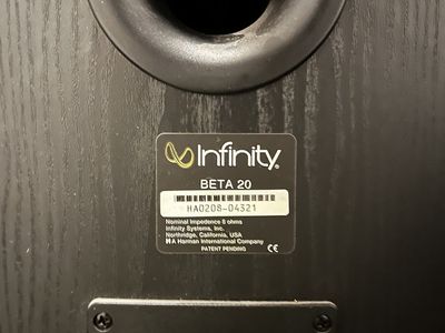 Infinity speaker set/subwoofer, center speaker, & 2 book speakers/speaker wire/black wood surround