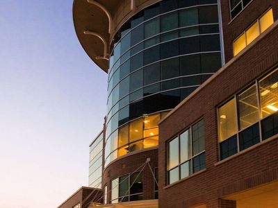 Get Up to 35% Off Prime Office Space! Great Location!