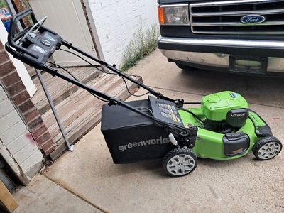 Greenworks 40V 21in Self Propelled Lawn Mover