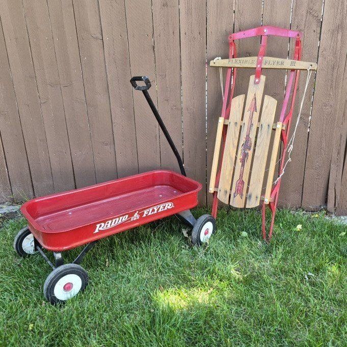 Radio Flyer Wagon & Flexible Flyer III Sled Combo - Classic Red Outdoor Play Set