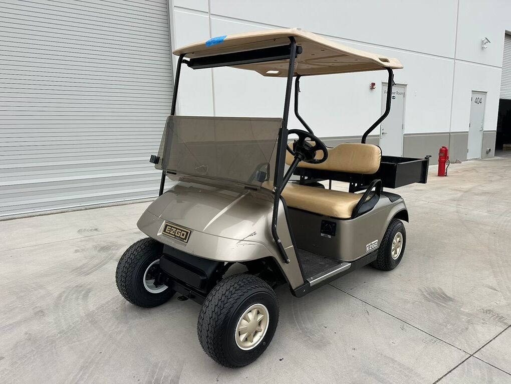 2013 Electric EzGo Utility