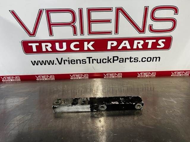 Peterbilt 379 Crossmember