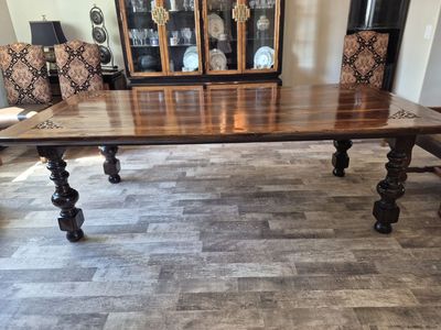 Dining table for 8 people