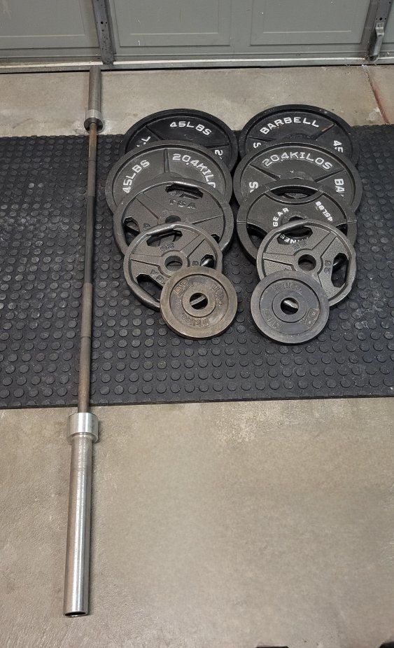 weights 342 pounds