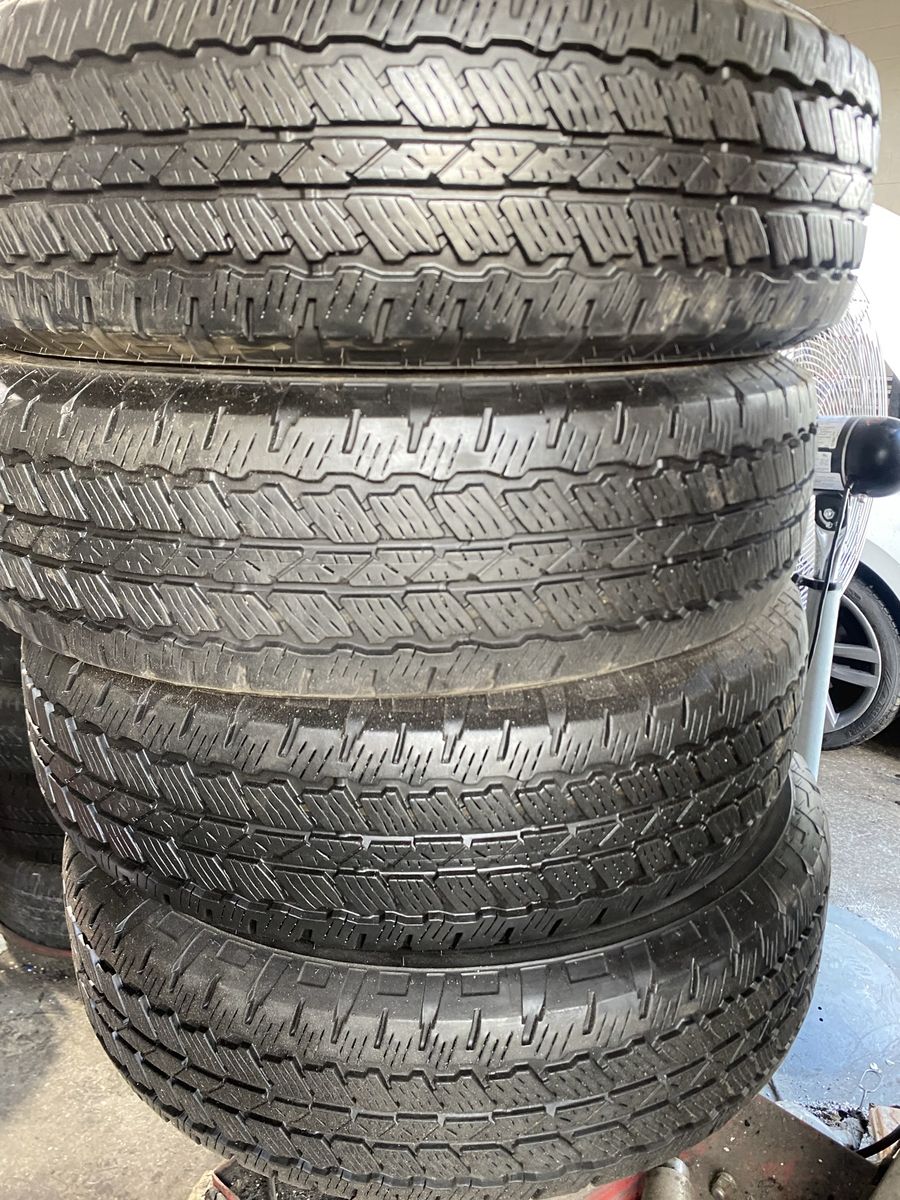 4 TIRES BRIDGESTONE P255-75-17 DUELER 90% TREAD EXCELLENT  LAK NEW TIRES FREE INSTAL BALANCE